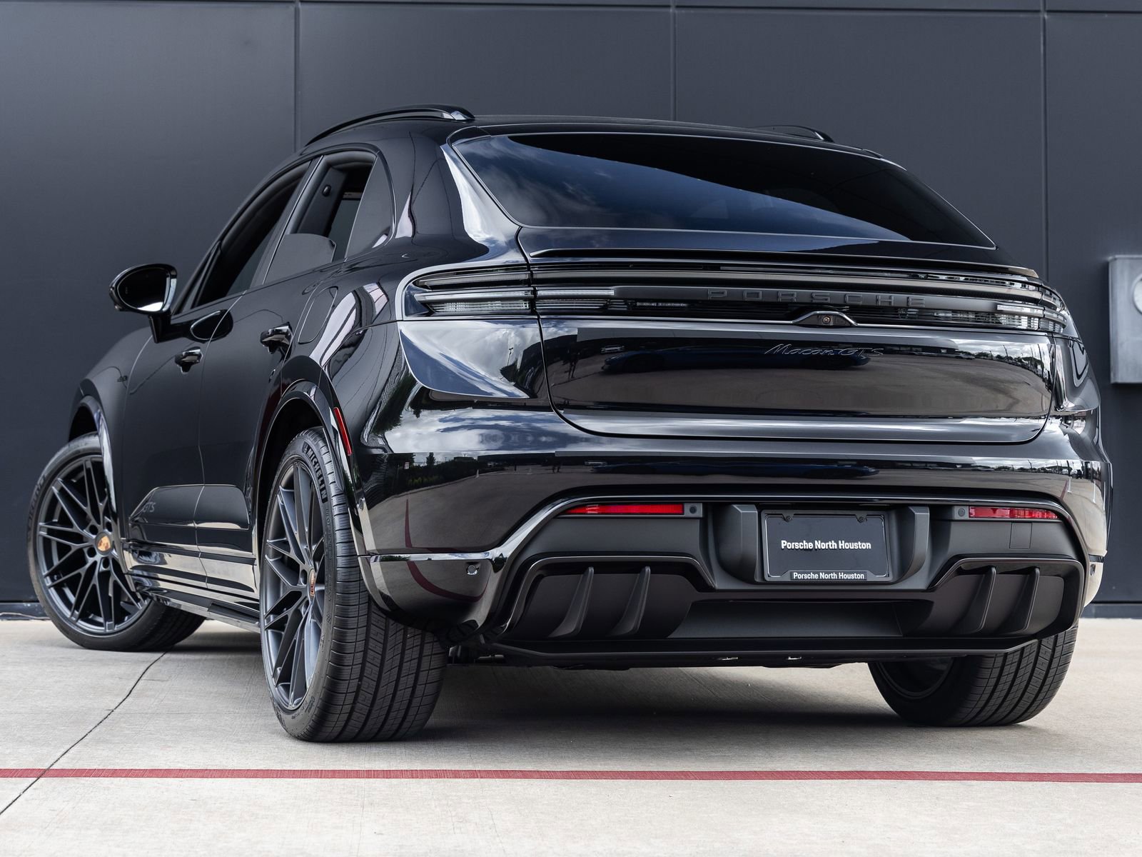 New 2026 Porsche Macan GTS Electric AWD/4WD image 3