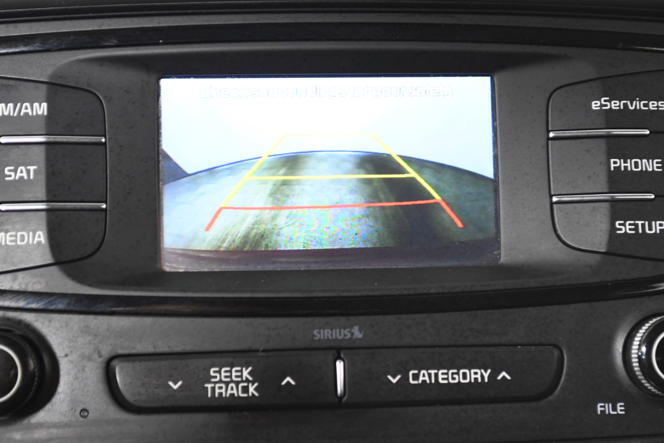 Used 2016 Kia Sorento LX w/ LX Convenience Package image 18