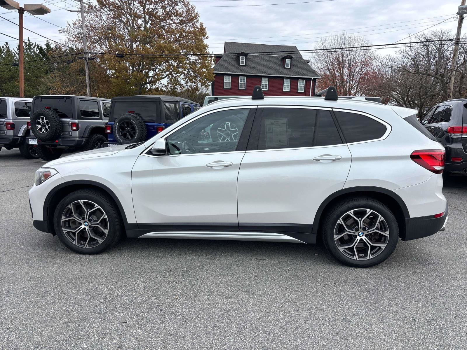 Used 2020 BMW X1 xDrive28i w/ Premium Package image 6