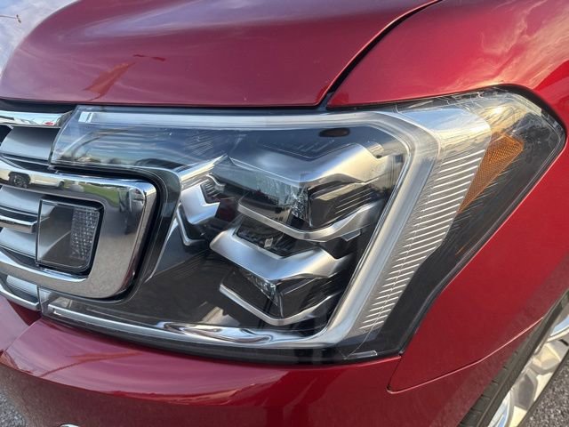 Used 2018 Ford Expedition Limited w/ Equipment Group 302A RWD image 9