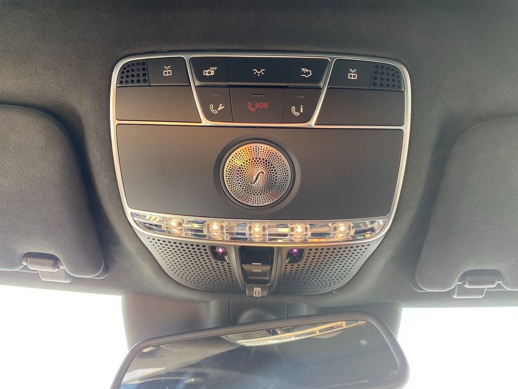 Used 2016 Mercedes-Benz S 550 4MATIC Sedan image 23