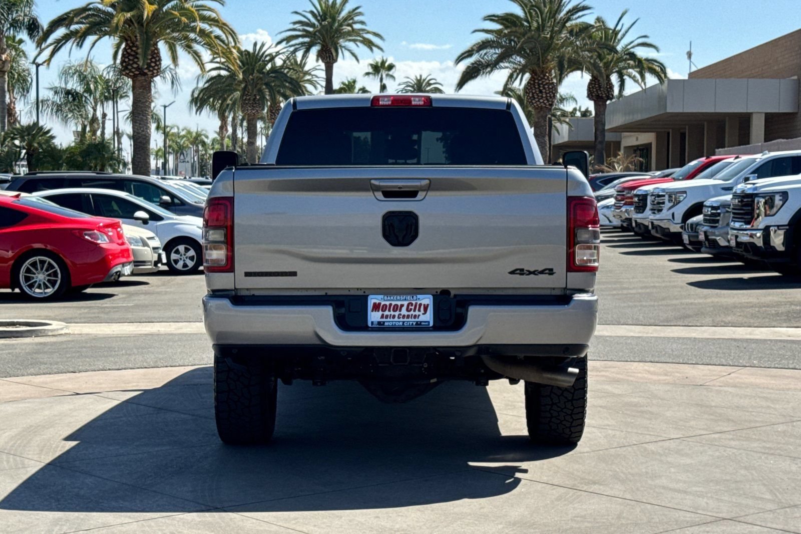 Used 2021 RAM 2500 Big Horn w/ Night Edition AWD/4WD image 5