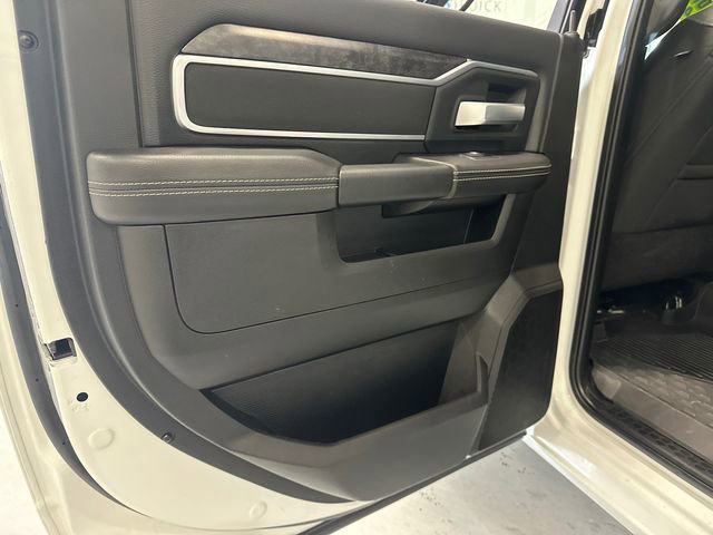 Used 2024 RAM 2500 Big Horn w/ Night Edition AWD/4WD image 29