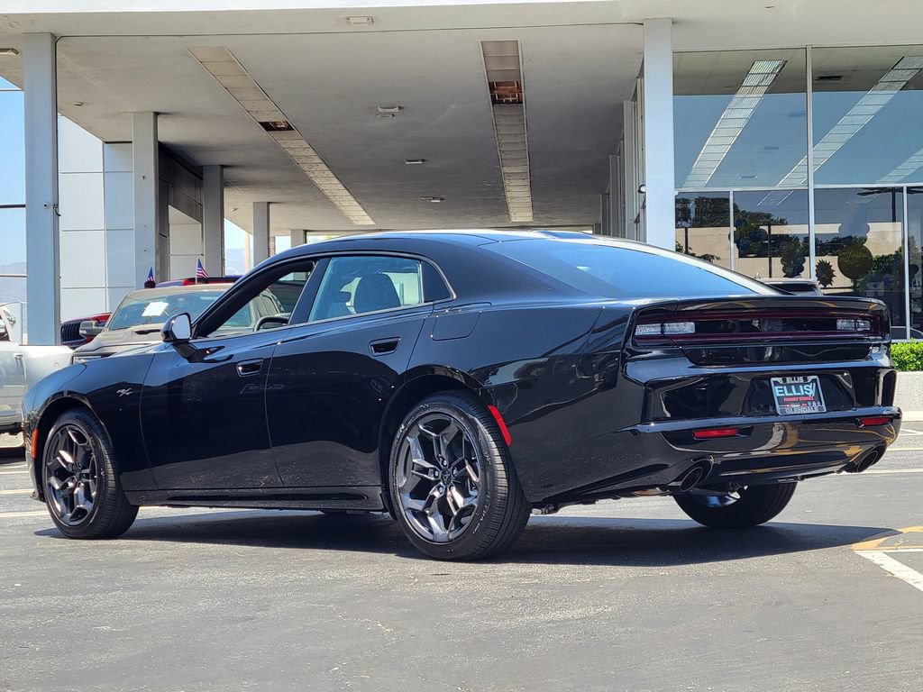New 2026 Dodge Charger R/T w/ Blacktop Package AWD/4WD image 2