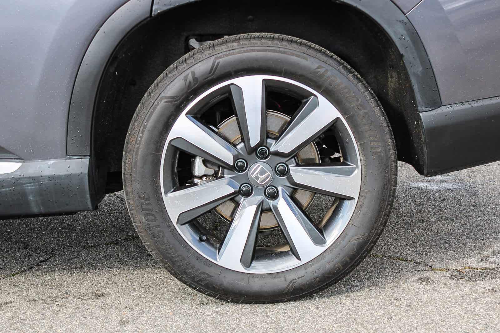 Certified 2025 Honda Pilot Touring image 7