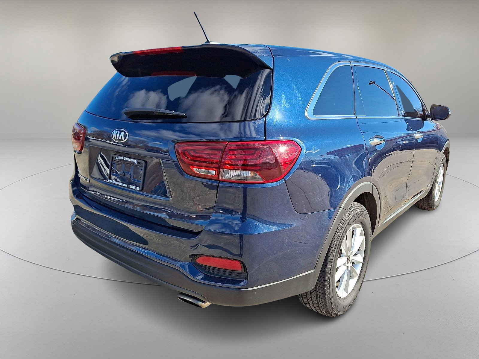 Used 2019 Kia Sorento LX image 10