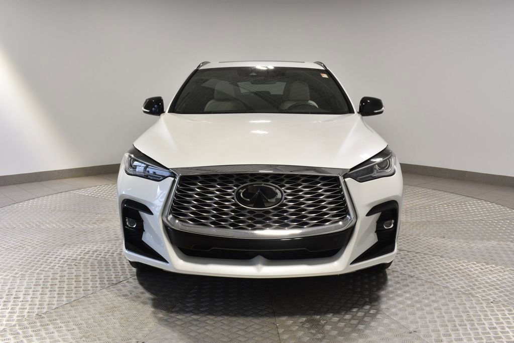 Certified 2025 INFINITI QX55 Luxe w/ Cargo Package image 9