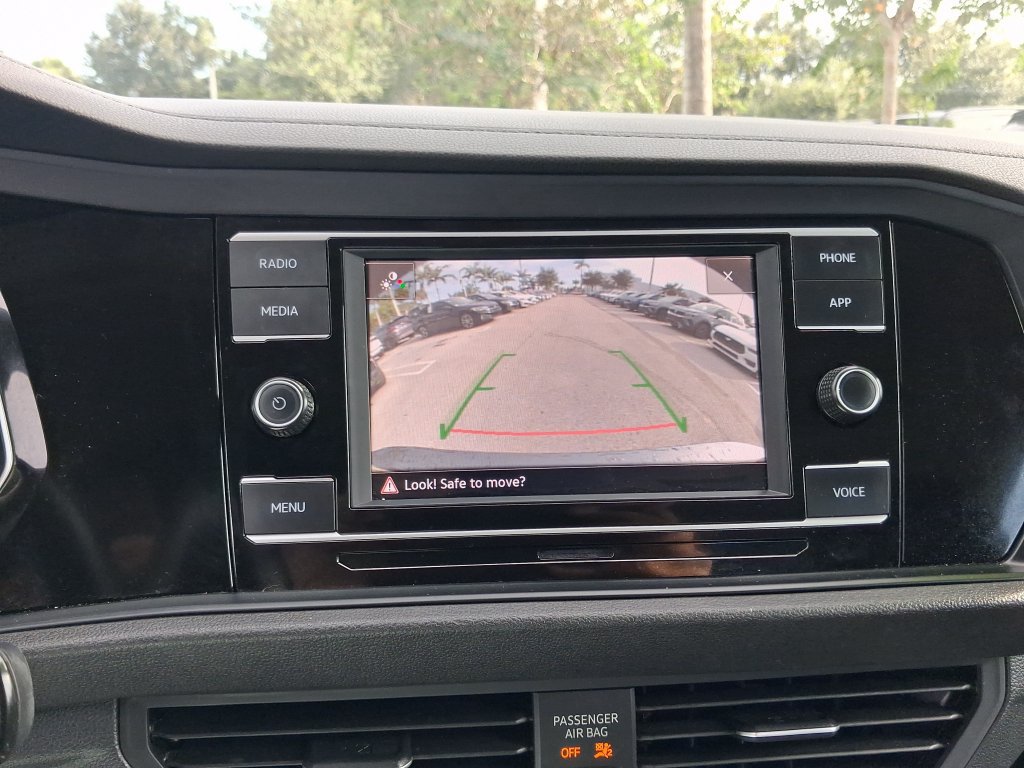 Certified 2024 Volkswagen Jetta S FWD image 27