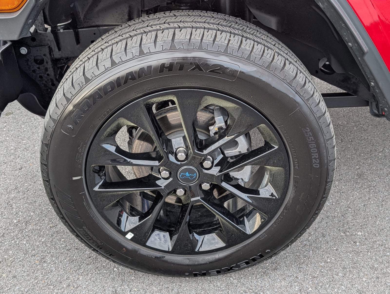 Used 2025 Jeep Wrangler Unlimited Sahara w/ Safety Group image 28