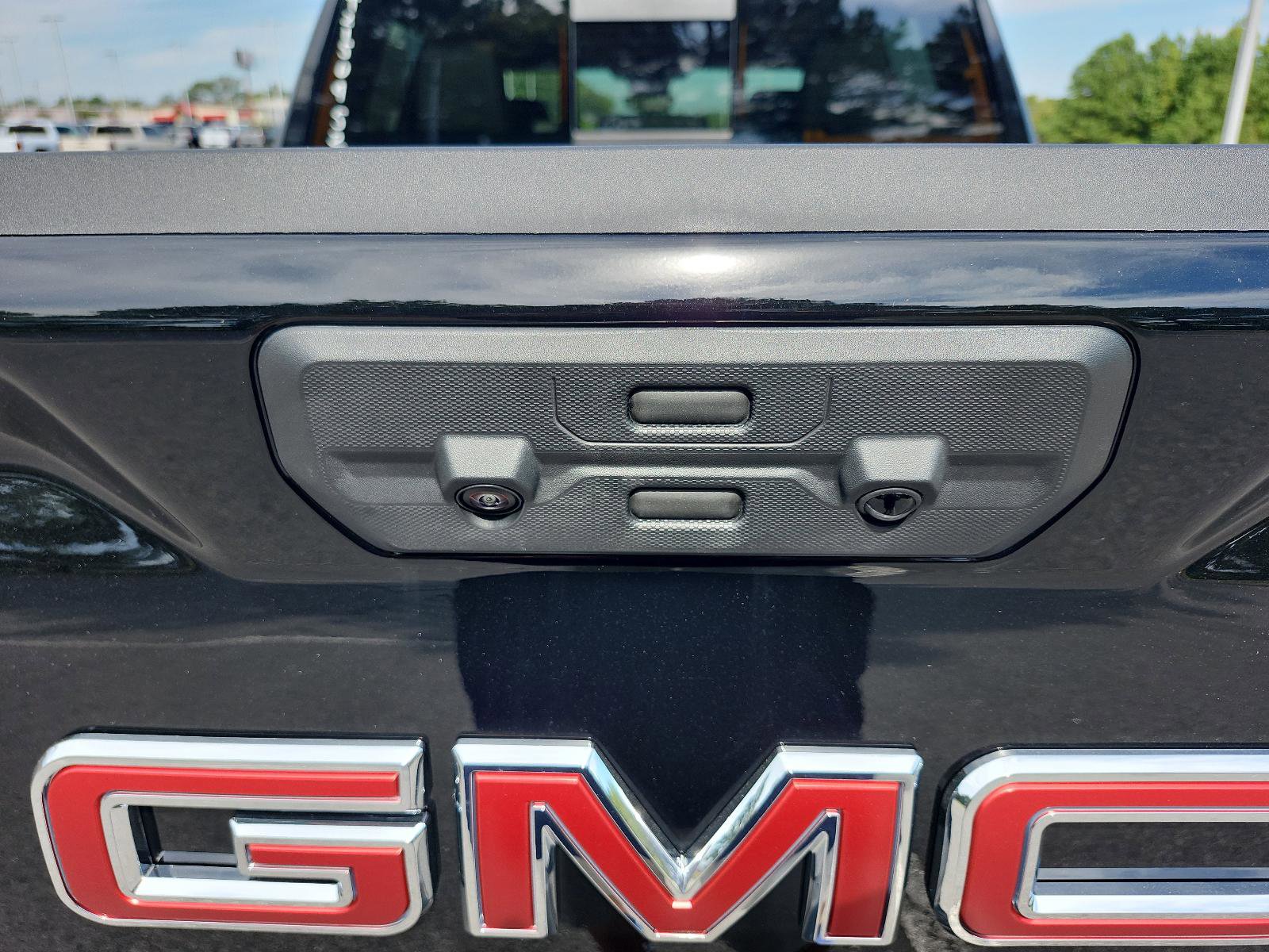 New 2026 GMC Sierra 1500 AT4 w/ AT4 Premium Package image 9