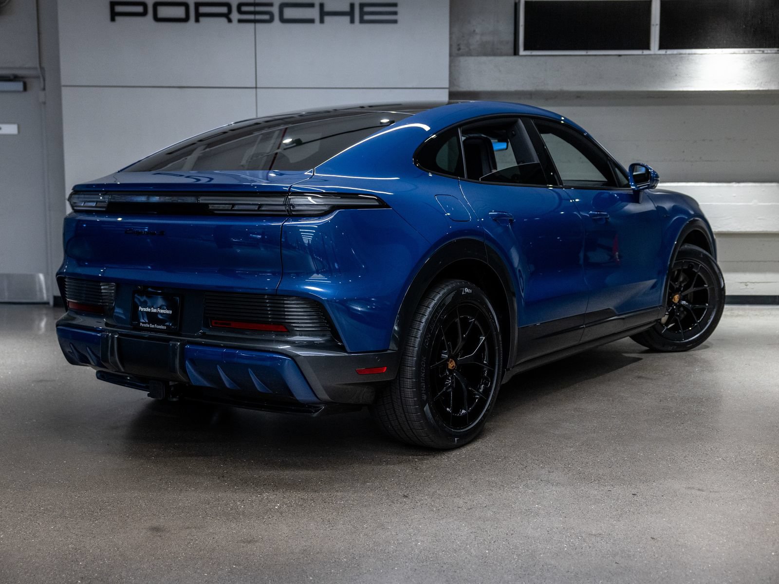New 2026 Porsche Cayenne S AWD/4WD image 8