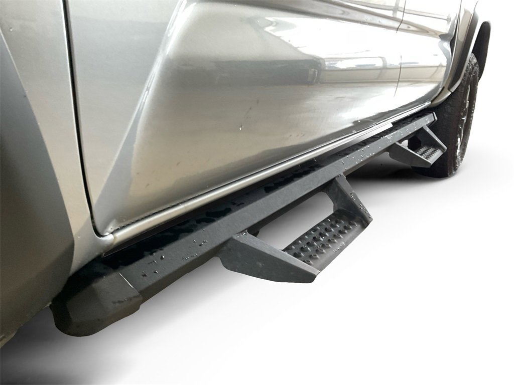 Used 2023 Toyota Tacoma TRD Off-Road image 16