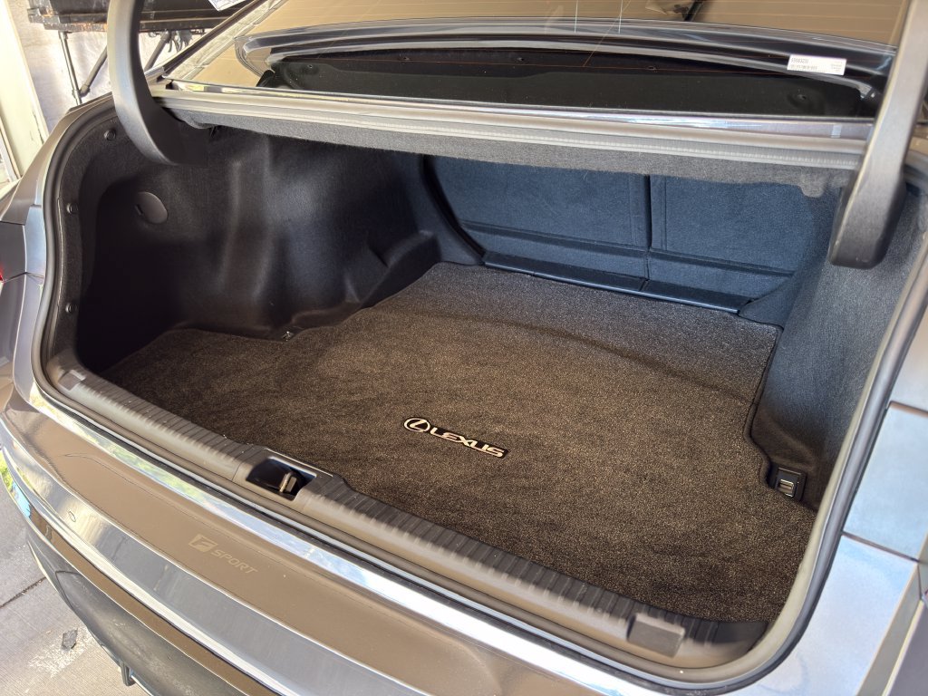 Certified 2025 Lexus IS 350 F Sport RWD image 12