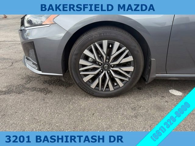 Used 2024 Nissan Altima 2.5 SV image 26