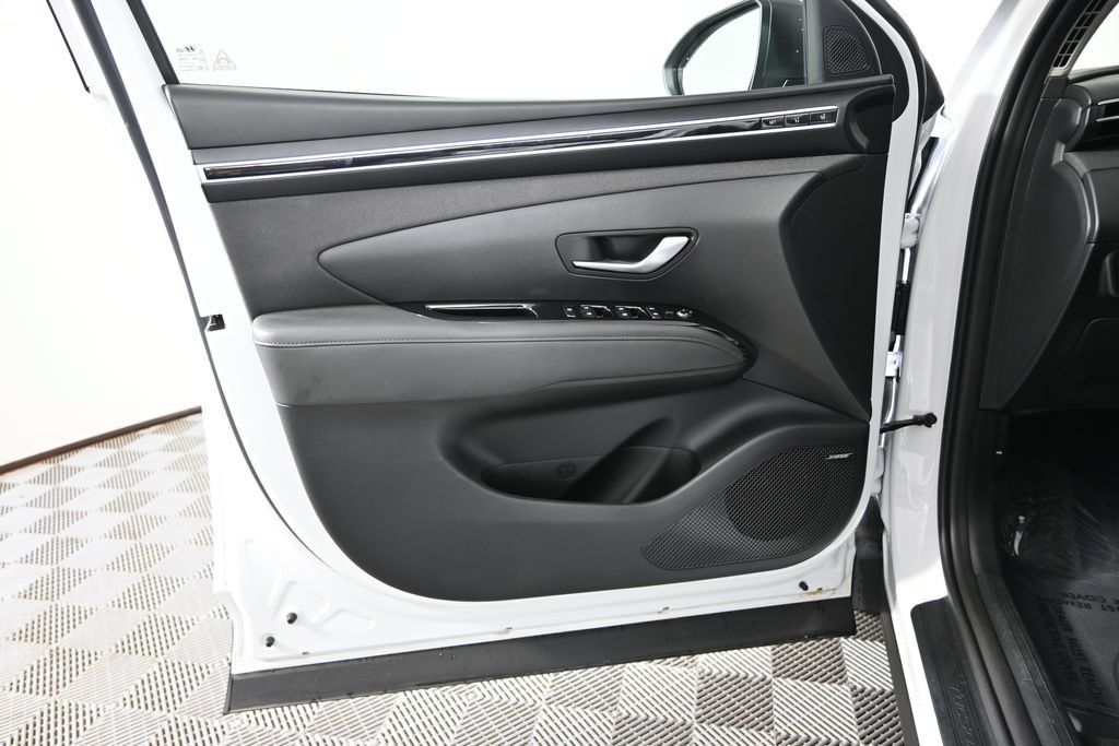 Used 2022 Hyundai Tucson Limited AWD/4WD image 19