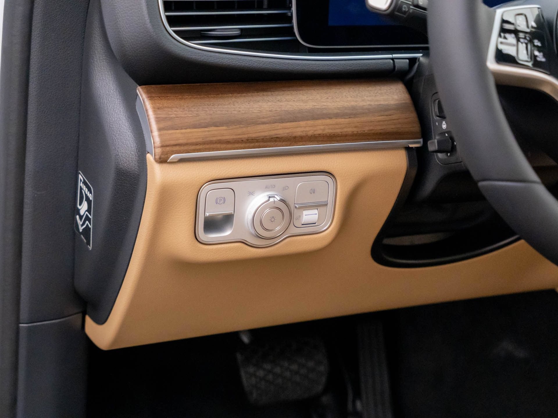 New 2026 Mercedes-Benz GLE 580 4MATIC image 22