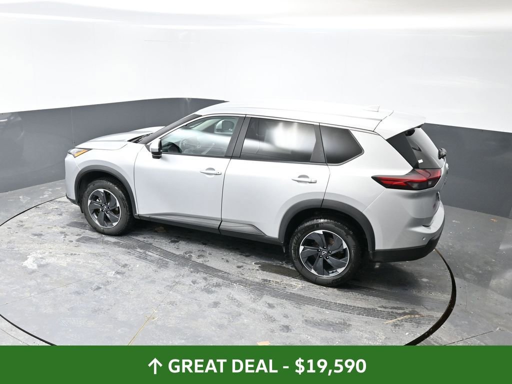 Used 2024 Nissan Rogue SV image 47