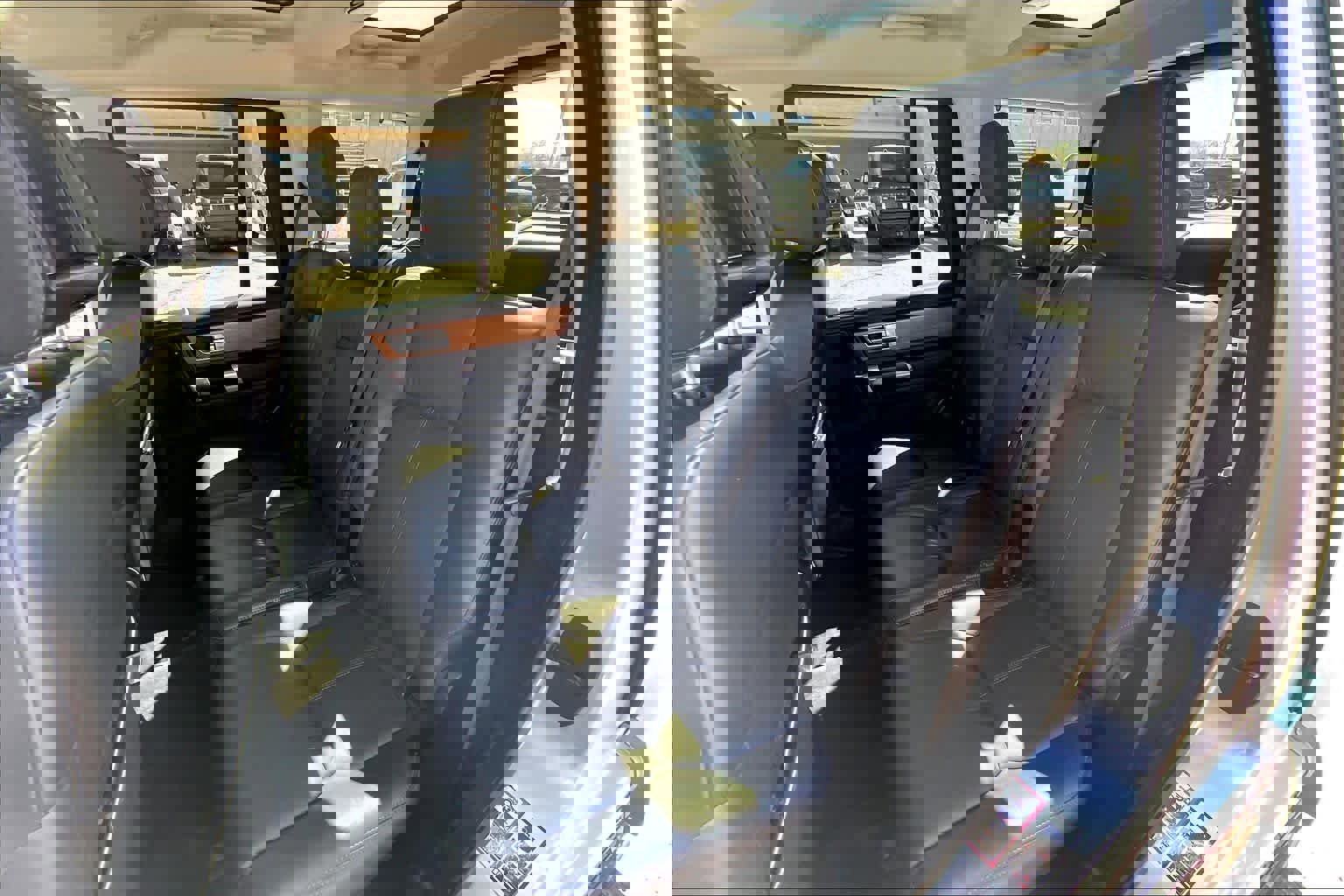 Used 2014 Land Rover LR4 HSE LUX image 20