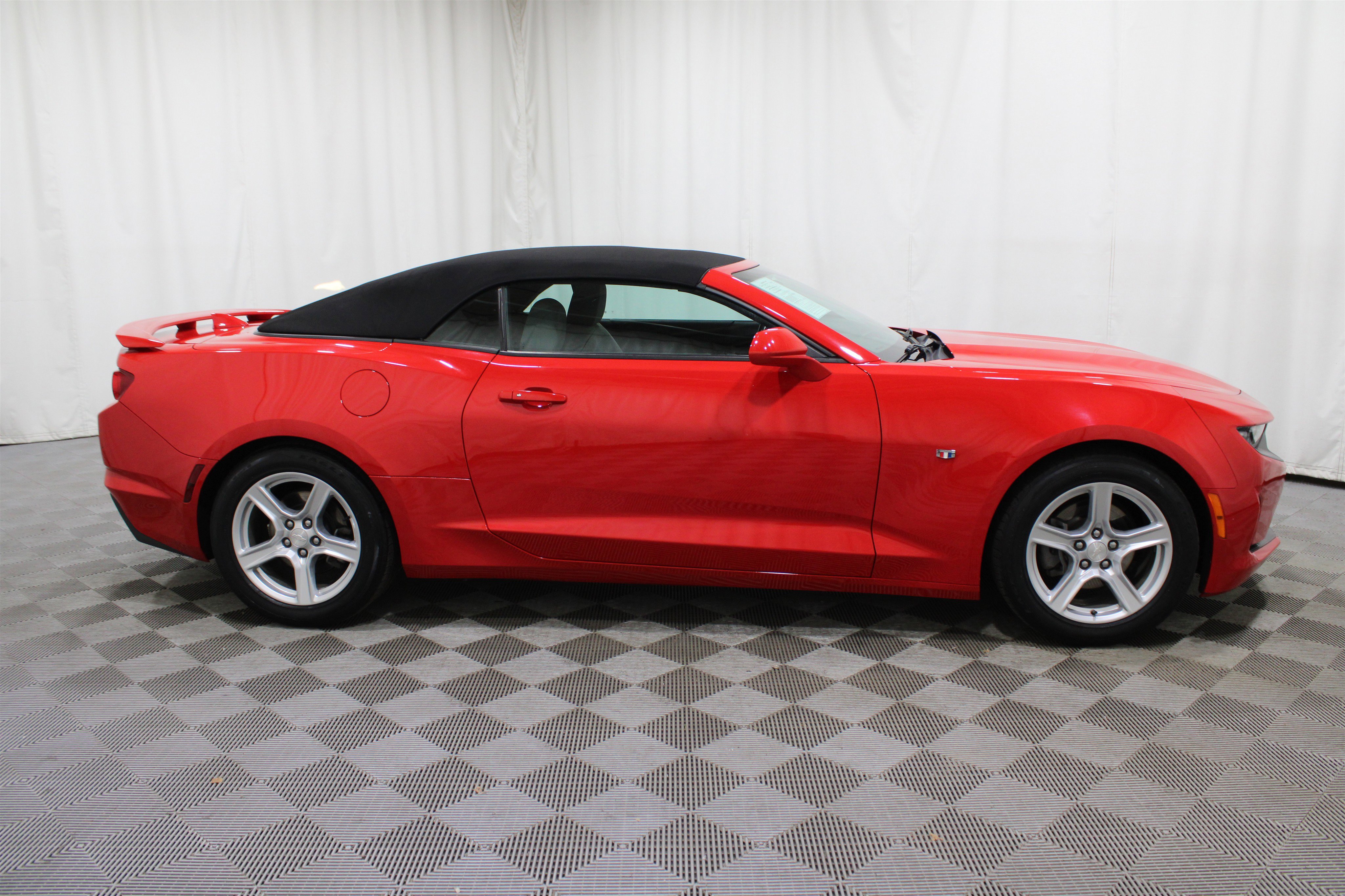 Used 2023 Chevrolet Camaro LT image 27