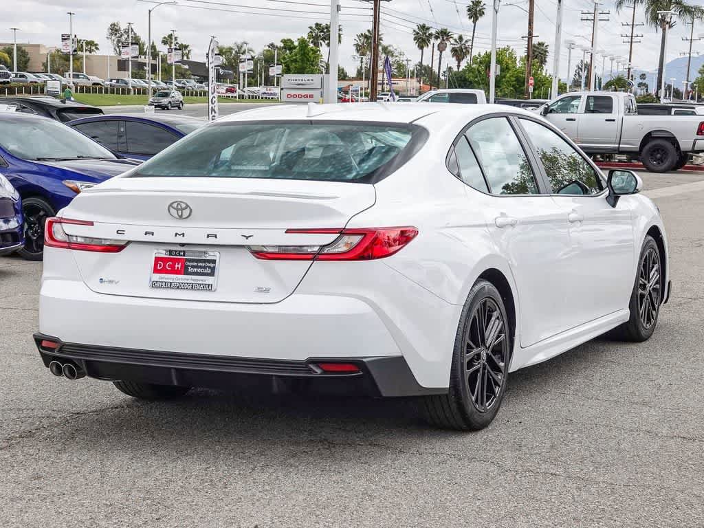 Used 2026 Toyota Camry SE FWD image 4