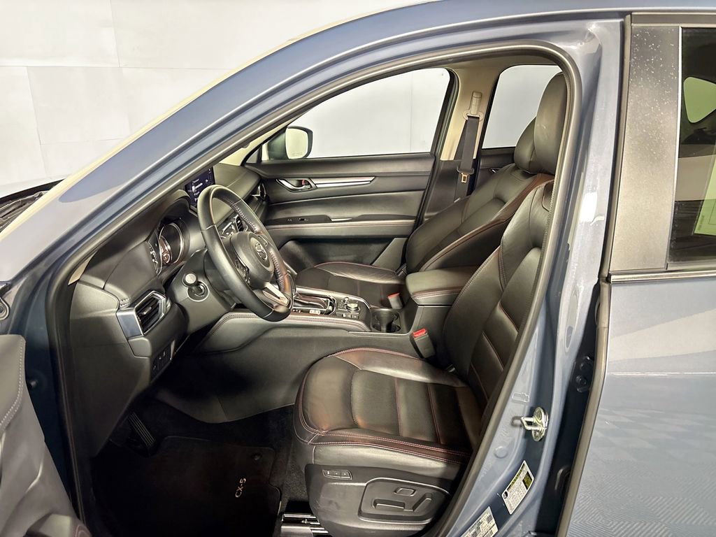 Used 2024 MAZDA CX-5 Carbon Edition image 11