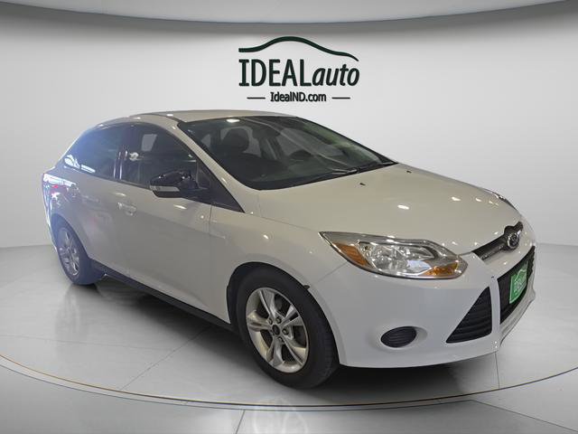 Used 2014 Ford Focus SE w/ SE Winter Package FWD image 7