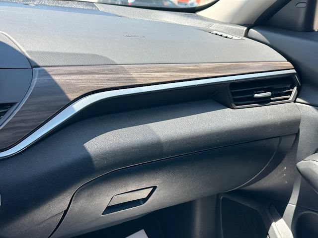 Used 2025 Nissan Altima 2.5 SV FWD image 28