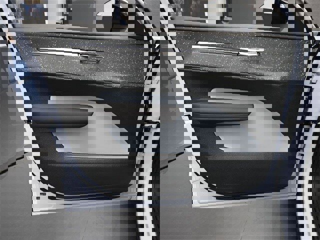 New 2025 Volvo EX30 Ultra w/ Climate Package image 20