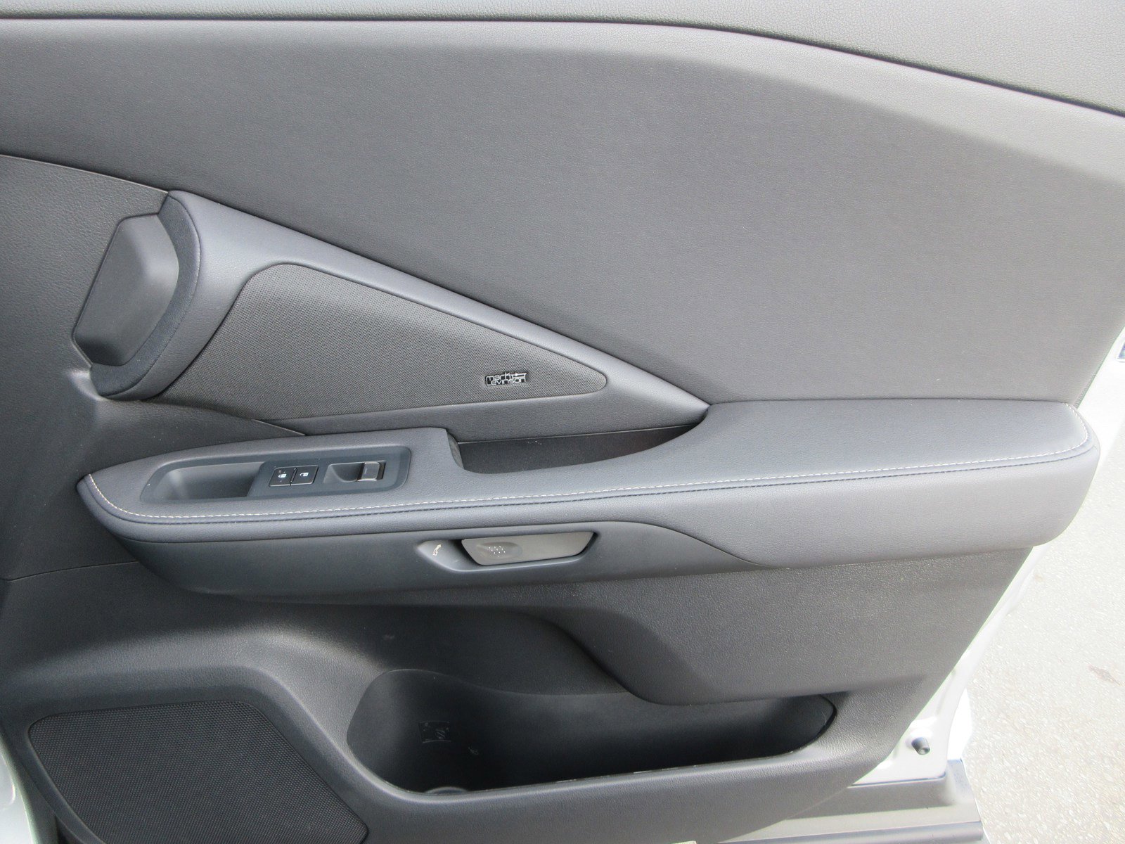 New 2025 Lexus TX 500h AWD image 22