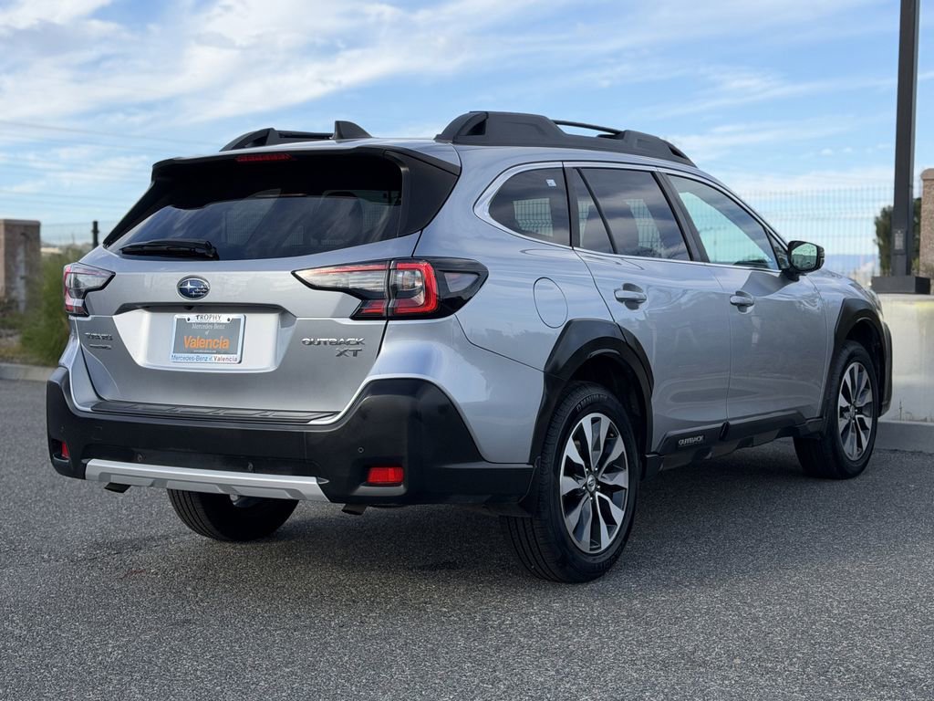 Used 2023 Subaru Outback Limited XT image 8
