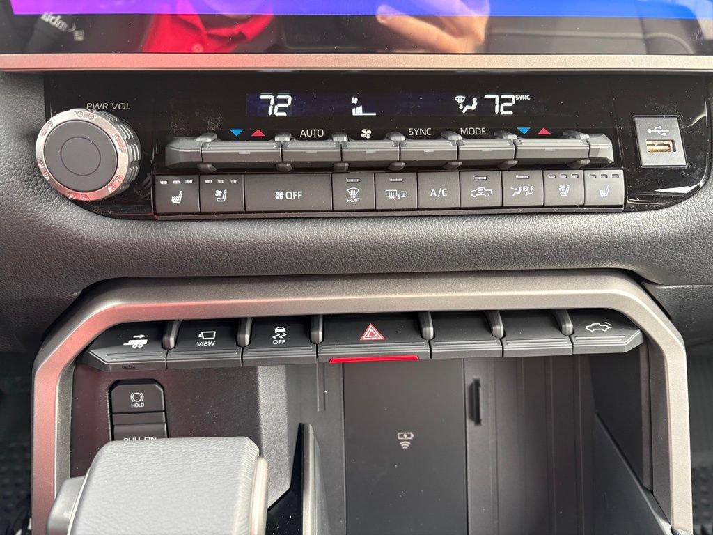 New 2026 Toyota Tundra Limited AWD/4WD image 23