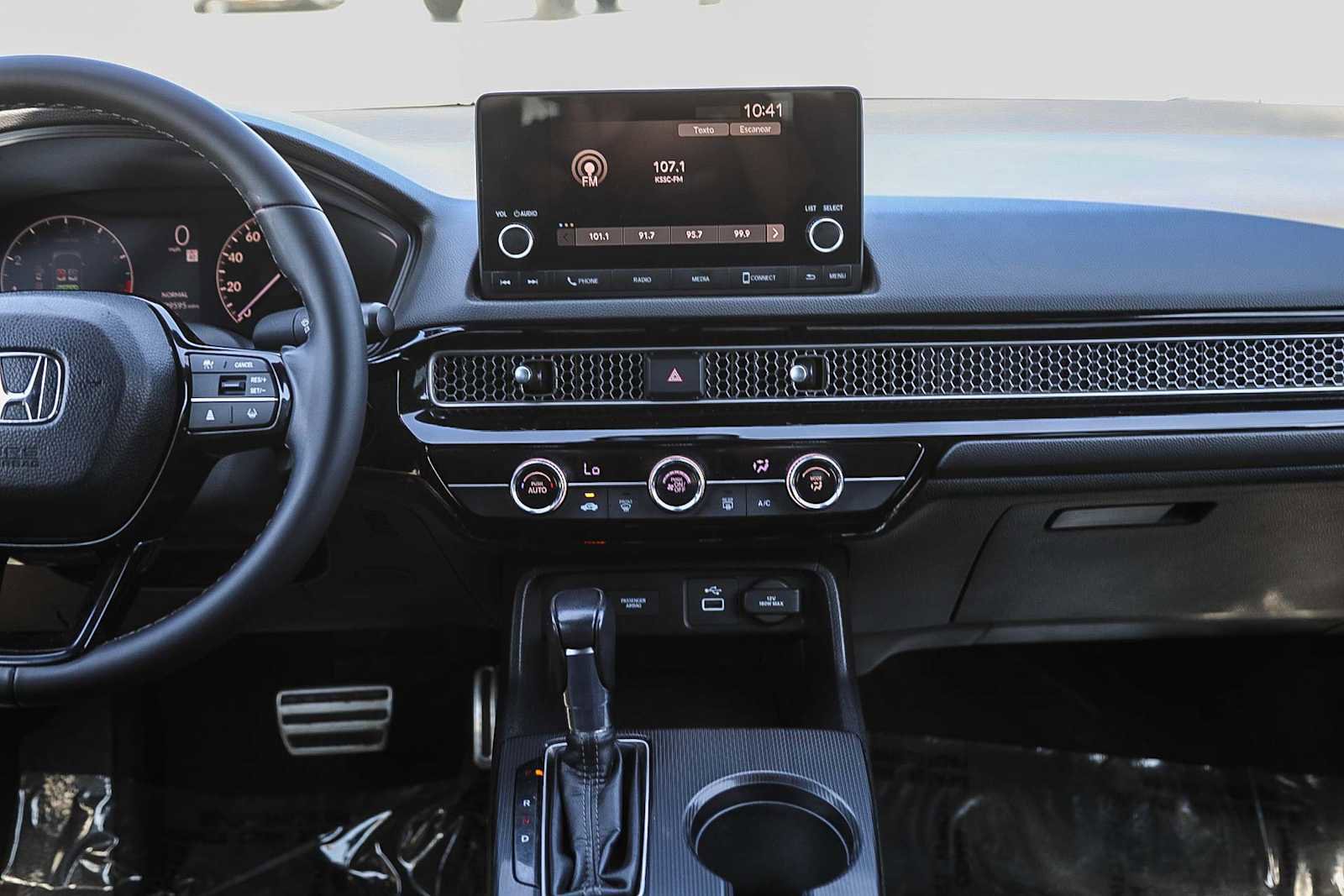 Used 2023 Honda Civic Sport image 13