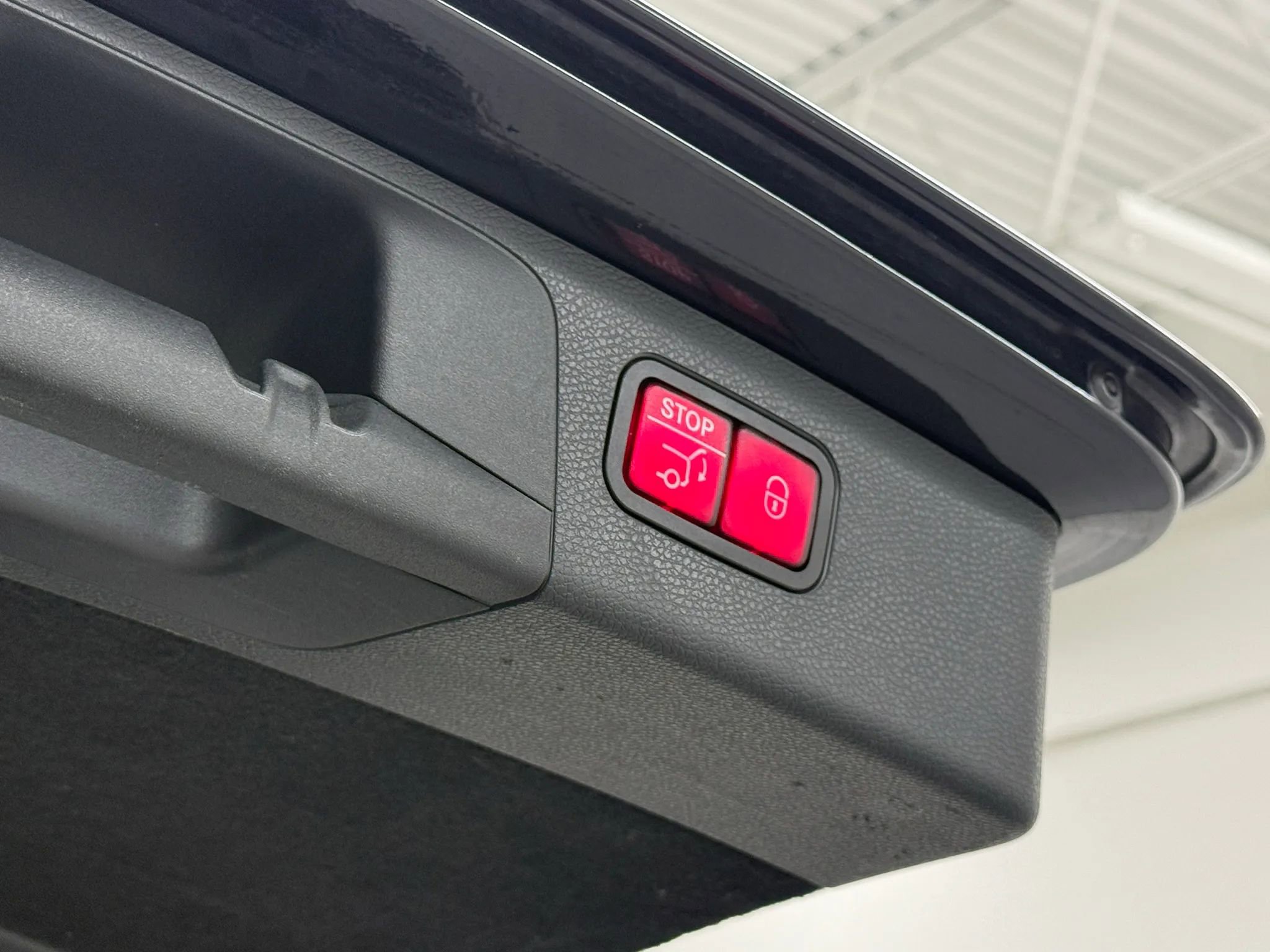 Used 2020 Mercedes-Benz E 450 4MATIC Wagon image 39