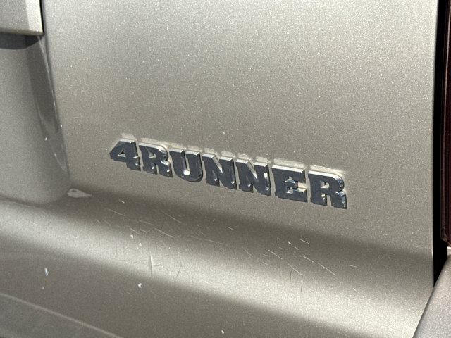 Used 2005 Toyota 4Runner Limited RWD image 12