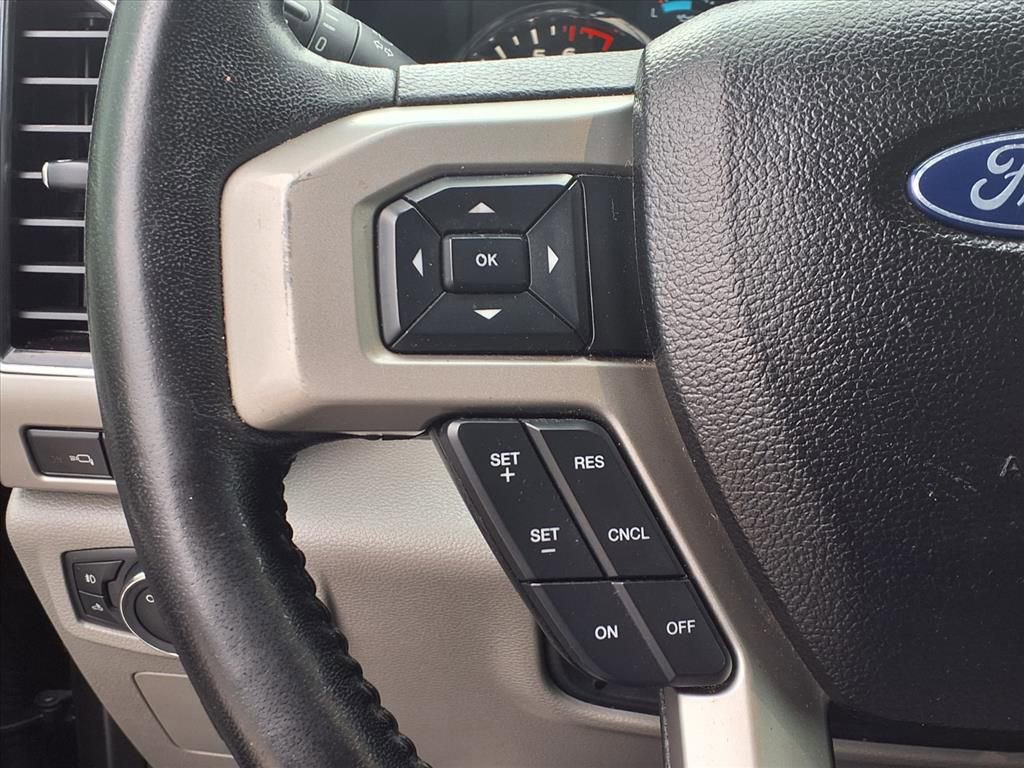 Used 2017 Ford F150 Lariat image 14