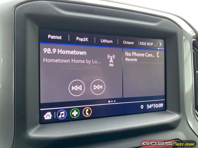 Used 2020 Chevrolet Silverado 1500 Custom w/ Custom Value Package image 10