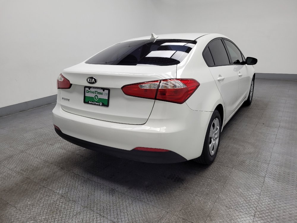 Used 2016 Kia Forte LX image 9