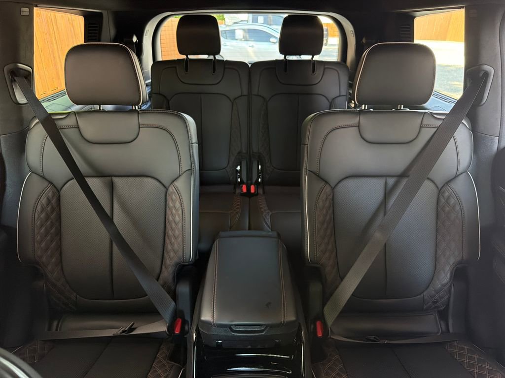 Used 2024 Jeep Grand Cherokee L Summit image 32