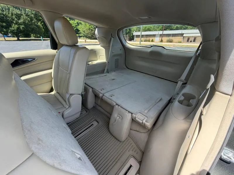 Used 2013 INFINITI JX35 AWD w/ Premium Pkg image 25
