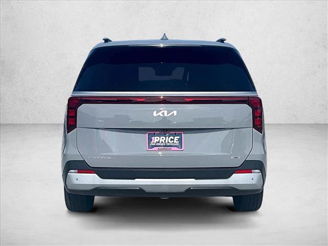 Used 2025 Kia Carnival EX FWD video 4