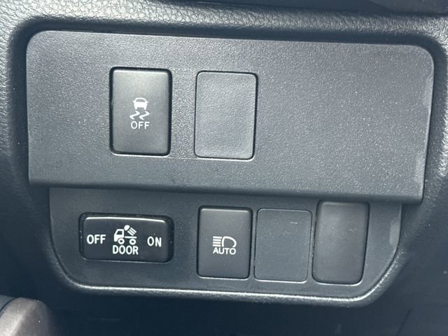 Certified 2021 Toyota Tacoma SR5 AWD/4WD image 30