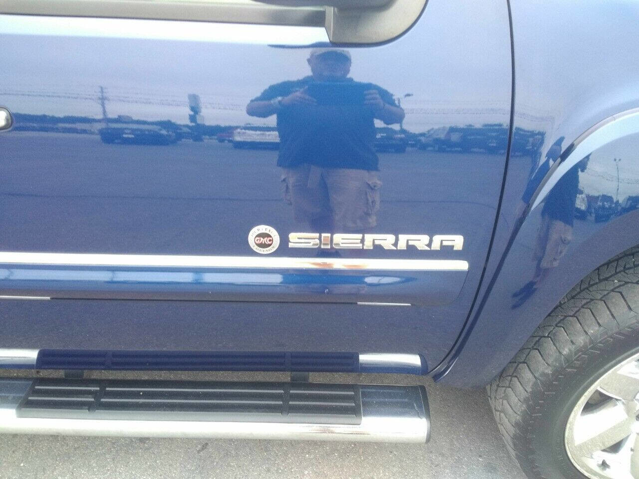 Used 2012 GMC Sierra 1500 SLT w/ Heritage Edition image 4