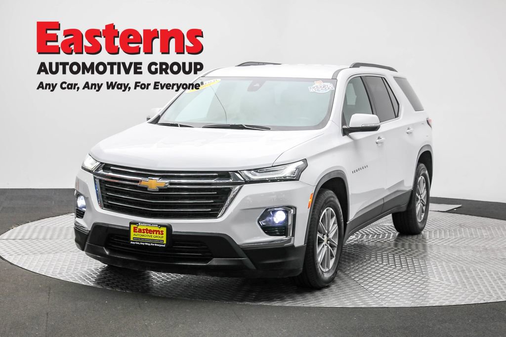 Used 2022 Chevrolet Traverse LT