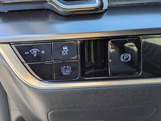 Used 2023 Kia Sportage EX AWD/4WD image 11