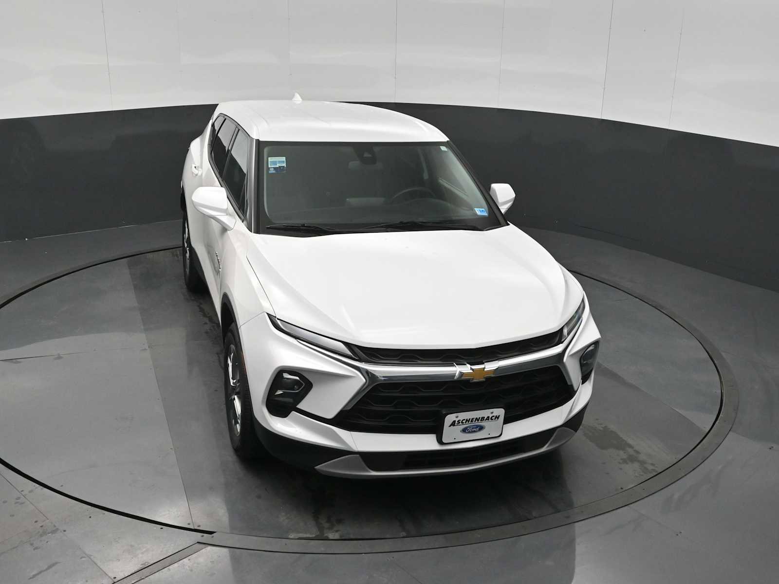 Used 2023 Chevrolet Blazer LT AWD/4WD image 18
