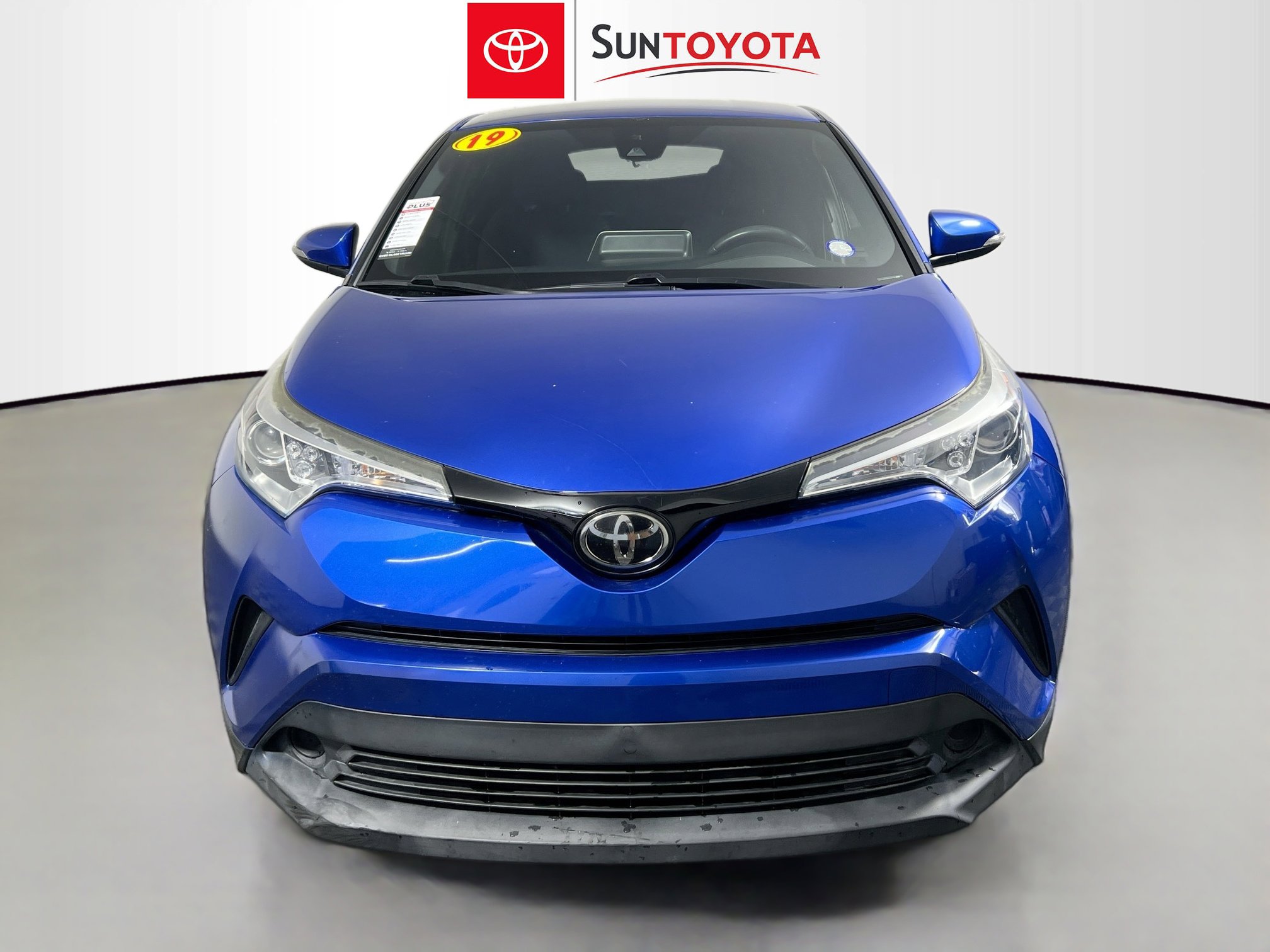 Used 2019 Toyota C-HR XLE FWD image 10