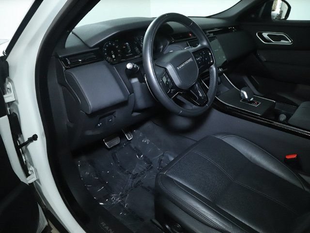 Certified 2025 Land Rover Range Rover Velar Dynamic SE AWD/4WD image 16