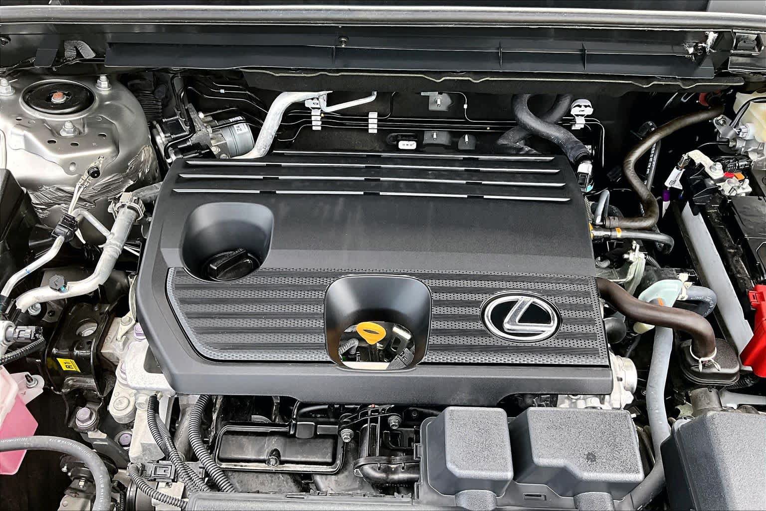 Used 2025 Lexus NX 250 FWD w/ Accessory Package (Z1) image 33
