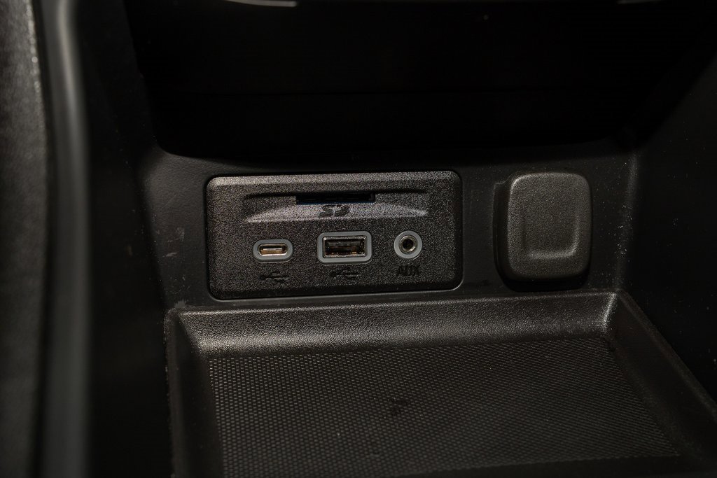 Used 2022 GMC Terrain SLT w/ Tech Package image 10