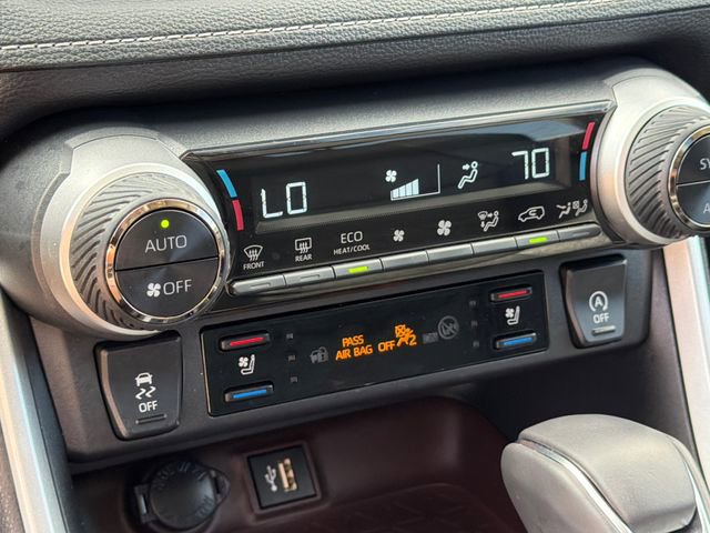 Used 2024 Toyota RAV4 Limited image 28